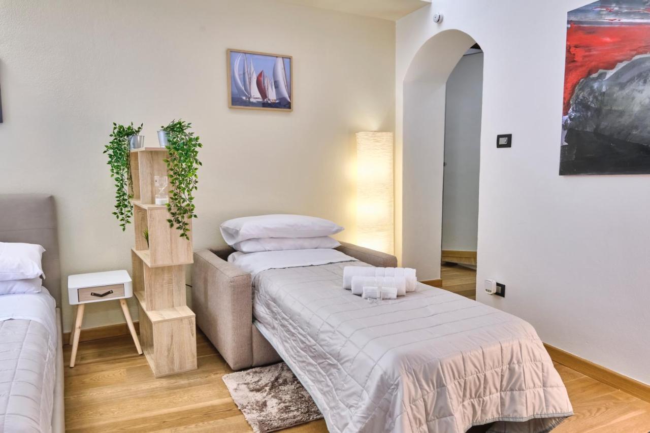 Centro-Lecco Romantico Appartamento Sul Lago Eksteriør billede